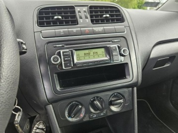 Volkswagen Polo V 2010 Volkswagen Polo 1.6 diesel 75KM, zdjęcie 9