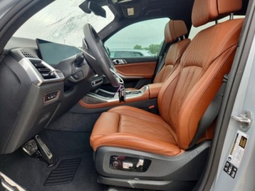 BMW X7 2026 BMW X7 M60I, 2026r., 4x4, 4.4L 4.4 Hybryda 523KM, zdjęcie 7