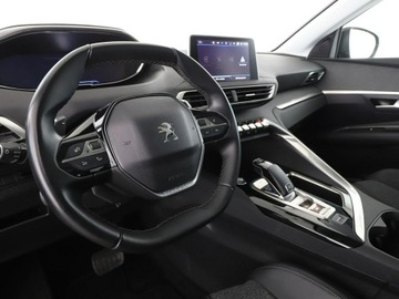 Peugeot 3008 II Crossover 1.2 PureTech 130KM 2019 Peugeot 3008 automat full LED panorama półskóra, zdjęcie 13