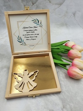 Спасибо крестным родителям и гостям Святого Причастия.