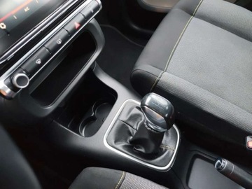 Citroen C3 III Hatchback 1.2 PureTech 82KM 2017 Citroen C3 1,2 Benzyna LPG Pelne wyposazenie 1.2 BenzynaLPG 82KM, zdjęcie 14