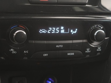 Suzuki Vitara III SUV Facelifting 1.0 BoosterJet 111KM 2019 Suzuki Vitara 1.0 BoosterJet, Salon Polska, zdjęcie 11