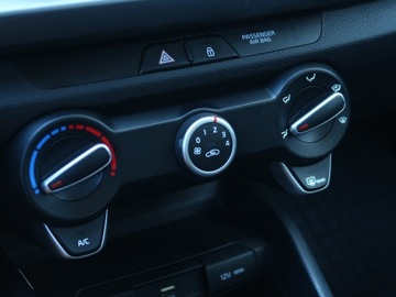 Kia Rio IV Hatchback 5d Facelifting 1.0 T-GDI 100KM 2022 Kia Rio 1.0 T-GDI, Salon Polska, 1. Właściciel, zdjęcie 13