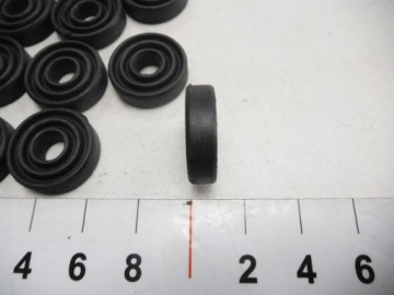 РЕЗИНОВАЯ ШАЙБА РАДИАТОРА ALFA 145 60581977 X1