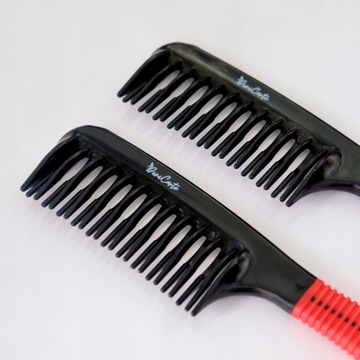 Расческа DENI CARTE для распутывания волос.