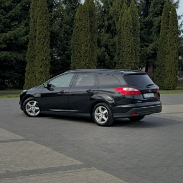 Ford Focus III Kombi 1.0 EcoBoost 125KM 2013 Ford Focus 1.0 EcoBoost Titanium, zdjęcie 12