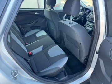 Ford Focus III Kombi 1.0 EcoBoost 100KM 2012 Ford Focus 1.0 Benz Zadbany Nowy rozrzad Benzyna 100KM, zdjęcie 21