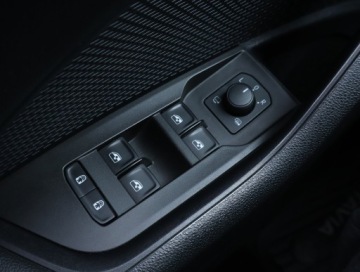 Skoda Octavia IV 2021 Skoda Octavia 1.4 TSI iV, Salon Polska, zdjęcie 18