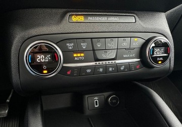 Ford Focus III Kombi Facelifting 1.5 EcoBoost 150KM 2018 Ford Focus 1.5 EcoBoost 150 KM Titanium aut Salon PL 1.5 Benzyna 150KM, zdjęcie 17