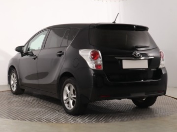 Toyota Verso Minivan Facelifting 1.6 Valvematic 132KM 2016 Toyota Verso 1.6 Valvematic, Salon Polska, zdjęcie 3