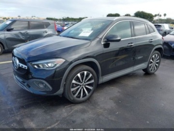 Mercedes GLA II 2022 Mercedes-Benz GLA 250 2022 2.0 Benzyna 221KM, zdjęcie 1