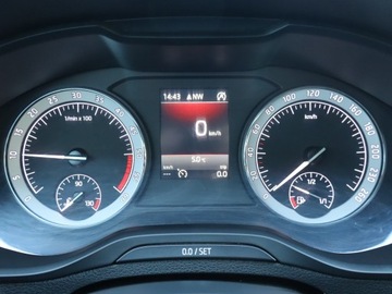 Skoda Karoq Crossover 2.0 TDI 150KM 2018 Skoda Karoq 2.0 TDI, Salon Polska, Serwis ASO, zdjęcie 10