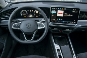 Volkswagen Passat B8 Variant Facelifting 1.5 TSI EVO 150KM 2024 Volkswagen Passat Elegance 1.5 TSI 150 KM DSG,, zdjęcie 18