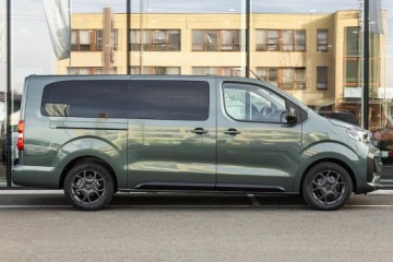 Citroen Spacetourer 2025 XL L2H1 Plus EAT8 2.0 180KM, zdjęcie 5