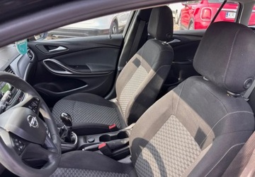 Opel Astra K Sports Tourer 1.4 Twinport 100KM 2016 Opel Astra 1.4B 101KM klima ksiazka bezwypadek ledy 1.4 Benzyna 100KM, zdjęcie 5