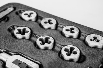 NEO INSERT Плашки и метчики 31 EL. 84-246