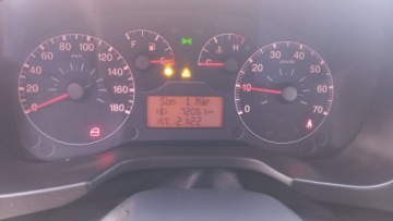 Citroen Nemo 2010 Citroen Nemo Citroen Nemo 1.4 Multispace 8 zaworowy silnik klima 1.4, zdjęcie 16