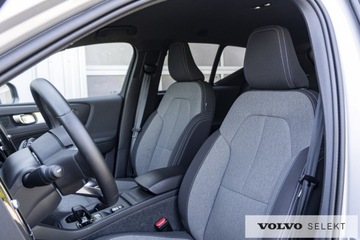 Volvo XC40 Crossover Facelifting 2.0 B4 197KM 2023 Volvo XC 40 Volvo XC40 B4 197KM FV23%-Gwaranacja12, zdjęcie 8