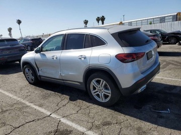 Mercedes GLA II 2021 Mercedes-Benz GLA 250 2021 2.0l 2.0 Benzyna 221KM, zdjęcie 1