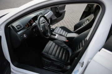 Volkswagen Passat B7 Variant 2.0 TDI CR DPF BlueMotion 170KM 2013 VW PASSAT 2.0 TDI 170PS R-line BlueMotion Bixenon Led Kamera Navi rej. PL !, zdjęcie 8