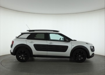 Citroen C4 Cactus Crossover 1.2 PureTech 110KM 2017 Citroen C4 Cactus 1.2 PureTech, Salon Polska, zdjęcie 5