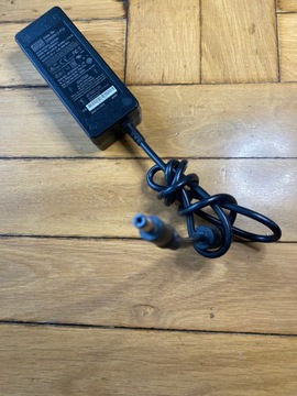 Блок питания Mean Well GSM60A12-P1J оригинальный 12В 5А с кабелем питания