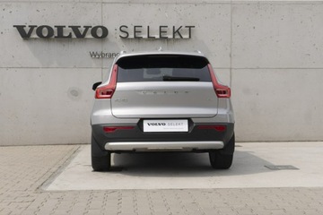 Volvo XC40 Crossover Facelifting 2.0 B4 197KM 2024 Volvo XC 40 B4 197KM FV23%, zdjęcie 4
