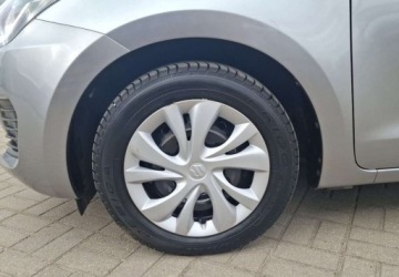 Suzuki Swift VI Hatchback Facelifting 1.2 DualJet SHVS 83KM 2021 Suzuki Swift 1.2 Dualjet SHVS Premium CVT 1.2 Benzyna 83KM, zdjęcie 12