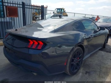 Ford Mustang VI 2024 Ford Mustang GT Premium Fastback 2024 5.0l 5.0 Benzyna 480KM, zdjęcie 5