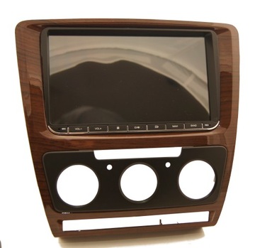 Накладка на магнитолу Skoda Octavia 2010 - 2 панели - имитация дерева