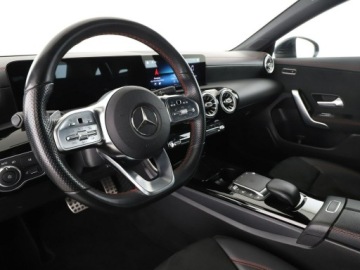 Mercedes CLA C118/X118 Shooting Brake Plug-In 1.3 250e 218KM 2020 Mercedes CLA 250 FV23% PHEV full LED, zdjęcie 14