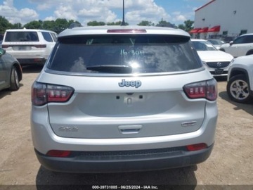 Jeep Compass II 2024 Jeep Compass 2024r, Latitude, 2.0L, 4x4 2.0 Benzyna 200KM, zdjęcie 8