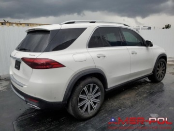 Mercedes GLE V167 2024 Mercedes-Benz GLE 350_4MATIC_2.0 L_255 km_2025r 2.0 Benzyna 255KM, zdjęcie 3