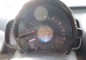 Toyota Aygo II Hatchback 5d 1.0 VVT-i 69KM 2016 Toyota Aygo Okazja Benzyna 70KM, zdjęcie 27