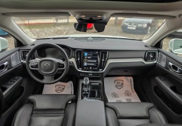 Volvo V60 II  Kombi Plug-in 2.0 T6 Plug-In Hybrid 341KM 2021 Volvo V60 FV 23 BW Panorama Kamery 360 Biala Perla 2.0 Hybryda Plug-in, zdjęcie 19
