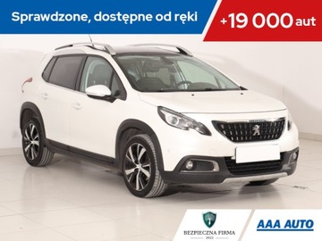 Peugeot 2008 I SUV Facelifting 1.2 PureTech 110KM 2019 Peugeot 2008 1.2 PureTech, Salon Polska