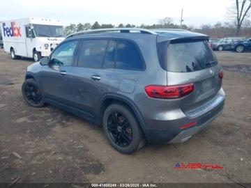 Mercedes GLB 2021 Mercedes-Benz GLB 2021 r., 2,0L 250 4 MATIC 2.0 Benzyna 221KM, zdjęcie 3
