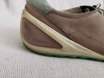 ECCO BIOM LITE skórzane sportowe sneakersy 39