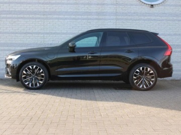 Volvo XC60 II 2026 VOLVO XC60 T6 Plug-In Hybrid AWD Ultra Dark 2.0 (180 KM) 2026, zdjęcie 1