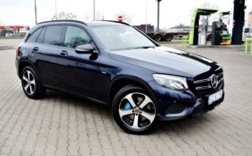 Mercedes GLC C253 2017 Mercedes-Benz GLC Bardzo bogate wyposazenie 2.0 Hybryda 320KM, zdjęcie 17