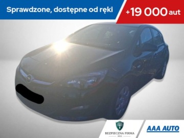Opel Astra J GTC 1.7 CDTI ECOTEC 110KM 2015 Opel Astra 1.7 CDTI, Salon Polska, Klima