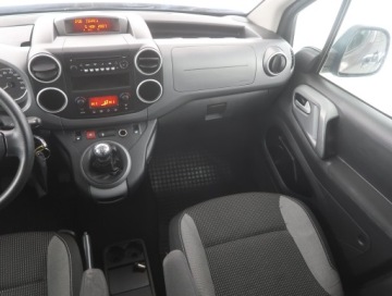 Peugeot Partner II Tepee Facelifting 2015 1.6 BlueHDi 100KM 2017 Peugeot Partner 1.6 BlueHDi, Salon Polska, zdjęcie 7