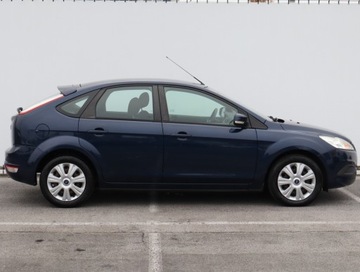 Ford Focus II Hatchback 5d 1.6 Duratec 100KM 2010 Ford Focus 1.6 16V, Klima, zdjęcie 5
