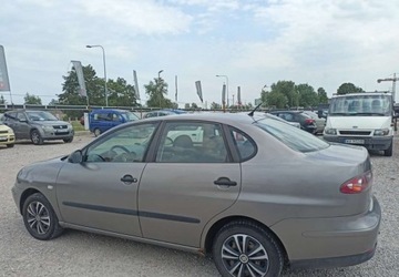 Seat Cordoba III Sedan 1.4 16V 75KM 2003 Seat Cordoba Seat Cordoba 1.4 Benzyna 75KM, zdjęcie 2