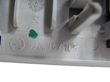 LAMPA KABINY 5JA947105 SKODA RAPID SEAT TOLEDO IV ORIGINÁLNÍ