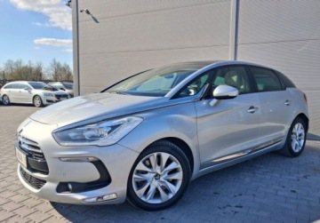 DS 5 Hatchback (Citroen) 2.0 HDi Hybrid4 200KM 2014 Citroen DS5 Bezwypadekserwisfull wersja4x4 2.0 Hybryda 200KM, zdjęcie 18