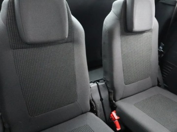 Peugeot 5008 I Minivan Facelifting 1.6 BlueHDi 120KM 2015 Peugeot 5008 1.6 BlueHDi, 7 miejsc, Klima, zdjęcie 16
