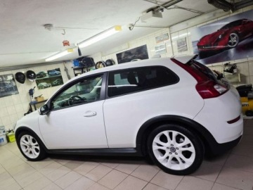 Volvo C30 Hatchback 3d Facelifting 1.6 D DRIVe 109KM 2011 Volvo C30 ___Limited White Edition___1.6D DRIVe 109KM___R-Design___ 1.6, zdjęcie 29
