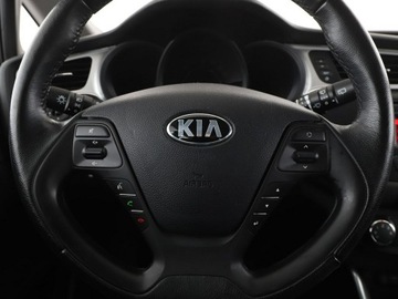 Kia Ceed II Hatchback 5d Facelifting 1.4 DOHC 100KM 2016 Kia Cee&#039;d Klimatyzacja Podgrzewane fotele Czujniki, zdjęcie 20