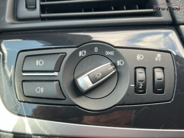 BMW Seria 5 F10-F11 Touring 520d 184KM 2012 BMW Seria 5 2012r. Automat 184KM 2.0 Diesel 184KM, zdjęcie 25